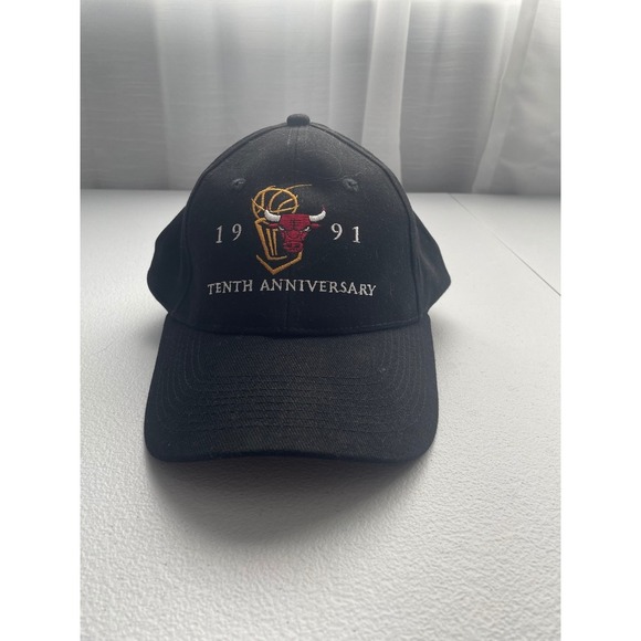 Kick 10 Chicago Bulls 1991 Tenth Anniversary Hat Cap Adjustable - Picture 1 of 4
